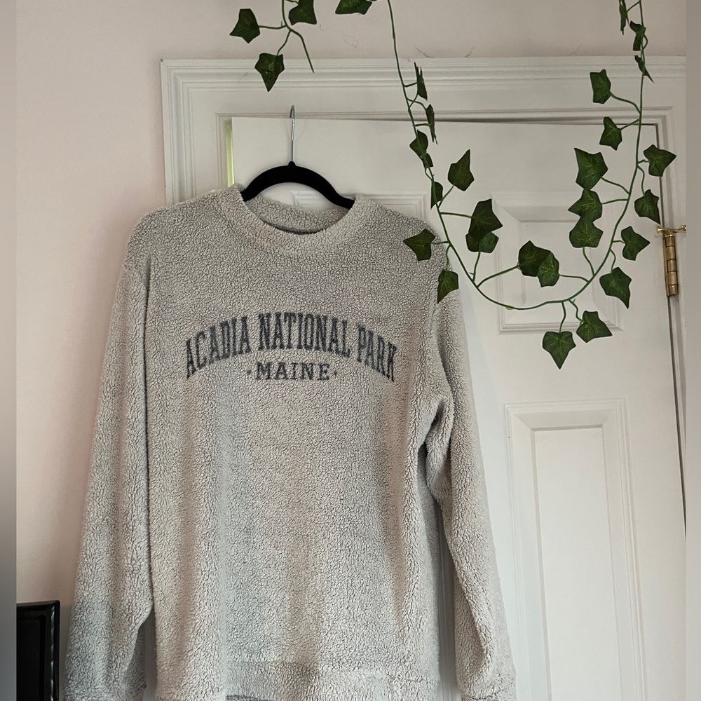 Acadia Crewneck